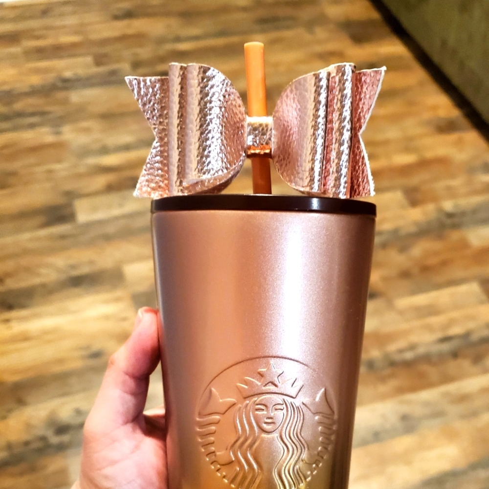 Straw topper